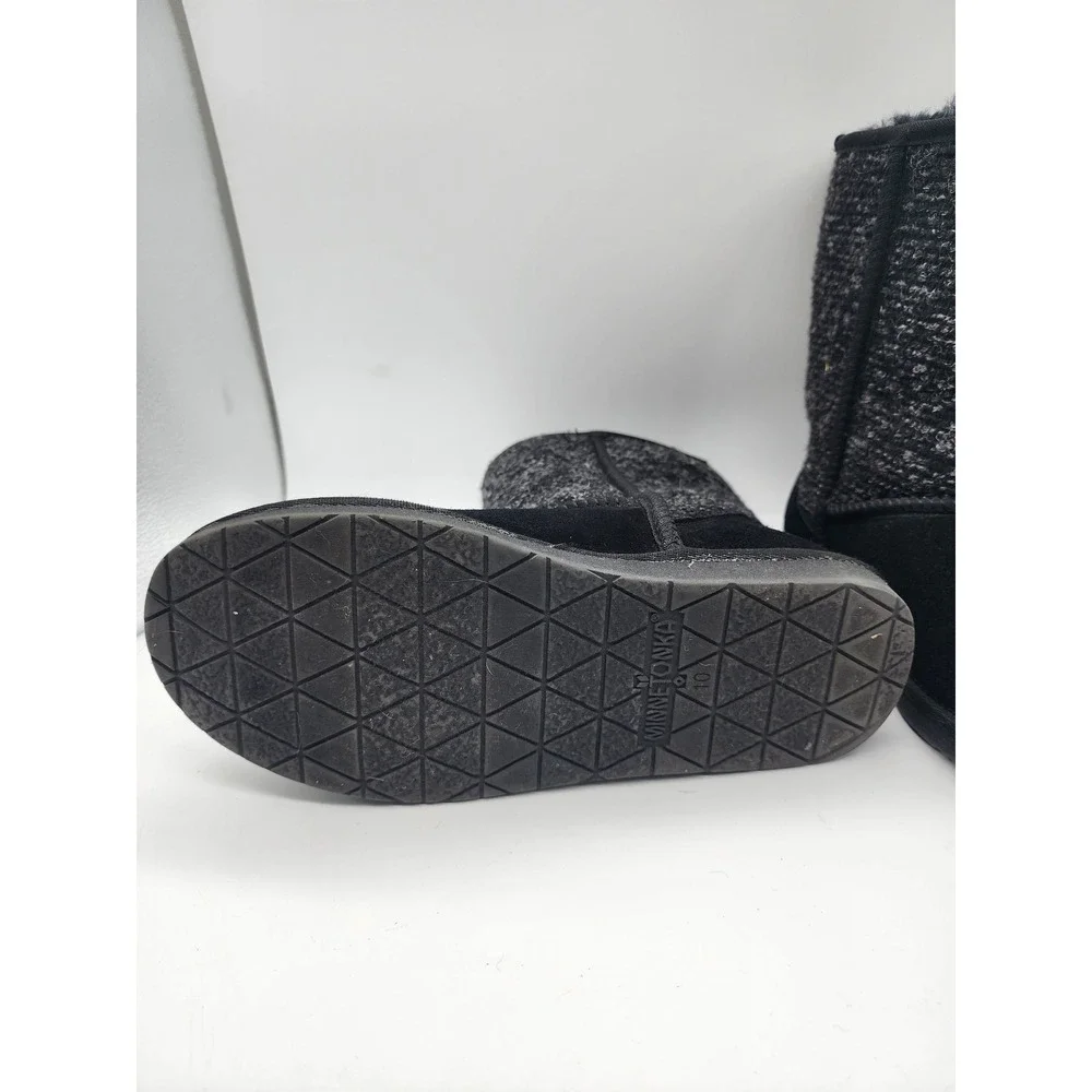 Minnetonka Womens Suede and Knit Mid Calf Winter Boots Black Grey Size 10